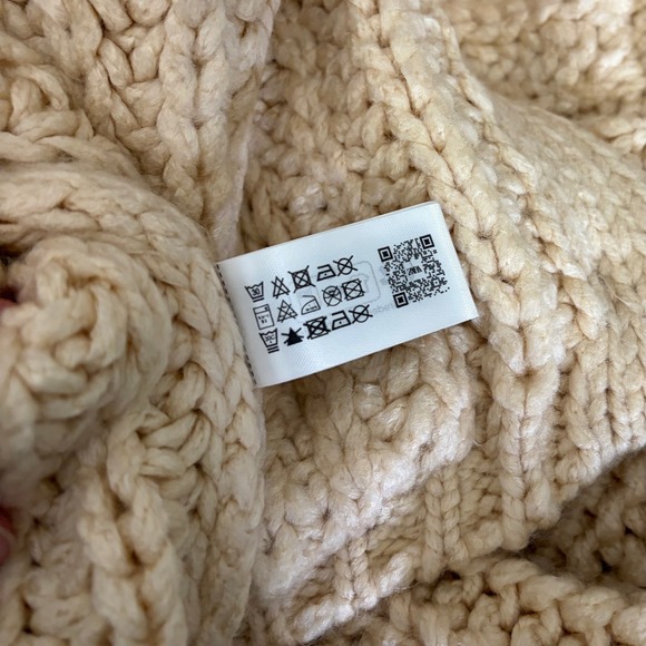 NWT!! ZARA Chunky Knit Cardigan Sweater Solid Ivory Blogger Favorite Small - Picture 15 of 16